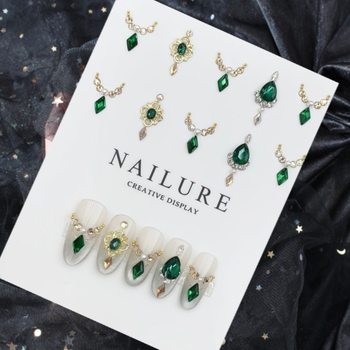 Emerald zöld vízcsepp alakú strasszok körömdíszítő készlet, palota retro stílus, különböző formák