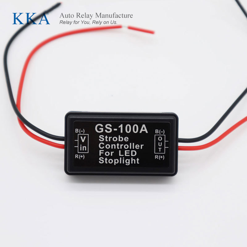 12VGS LED контролер за светлини за работа и LED ленти със сменящи се леви и десни стробове