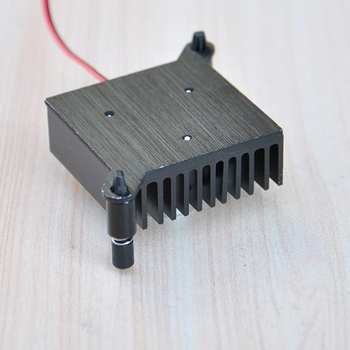 Алуминиев охладител за графична карта с вентилатор за Raspberry Pi, разстояние между чиповете на южен мост и северен мост 59 мм, работа при 5V–12V, размери 38×37×14 мм