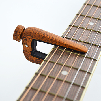 Franger metalni kapodaster za gitaru, za folk i elektroakustične gitare