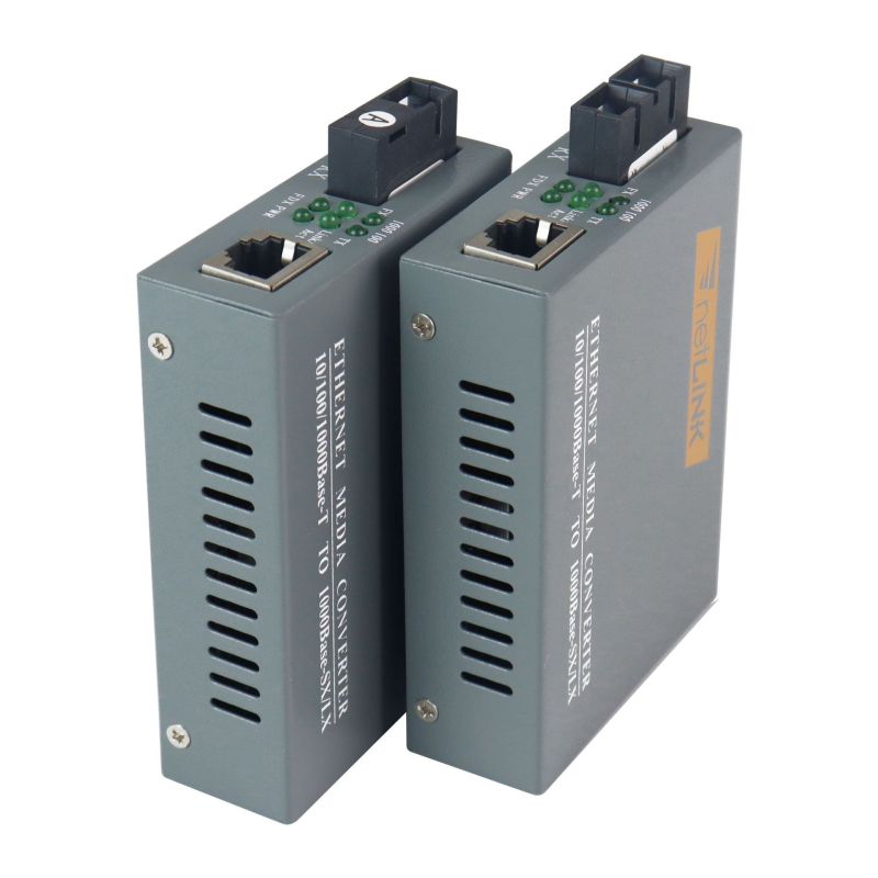 Mediakonverter optikai–elektronikus átalakításhoz, 1 optikai port, 1 elektromos port, monomódusú szál, AB végpár