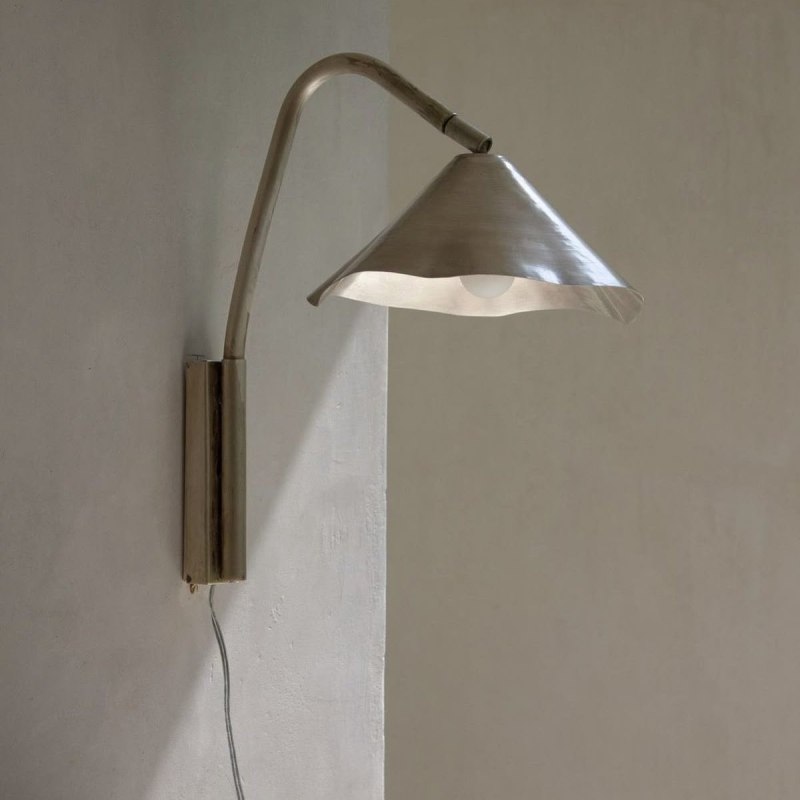 Antica zidna svjetiljka – dizajnerska verzija, španjolski Bauhaus retro, vintage stil Wabi-Sabi