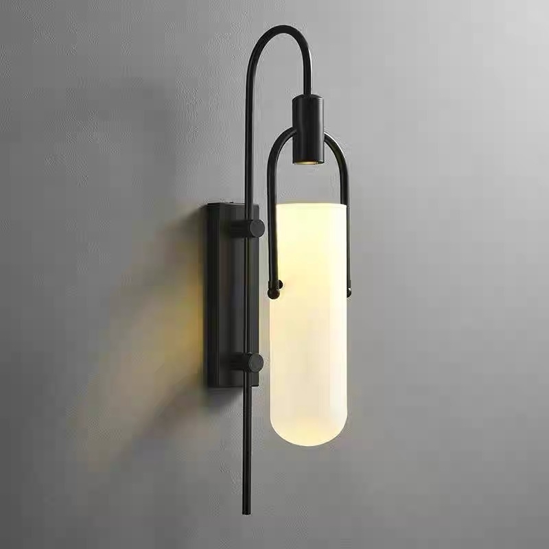 Stenska staklena lampa u retro luksuznom stilu za hotele, hodnike i spavaće sobe