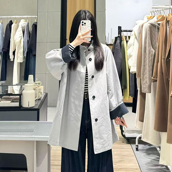 Női tavaszi windbreaker kabát kontrasztos mandzsettákkal, 5H2160061