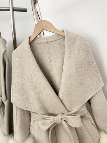 Ženski dugi vuneni kaput, dvostrani materijal, pojas u struku, rever, dugi rukavi, uredski stil