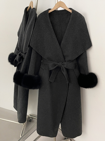 Ženski dugi vuneni kaput, dvostrani materijal, pojas u struku, rever, dugi rukavi, uredski stil