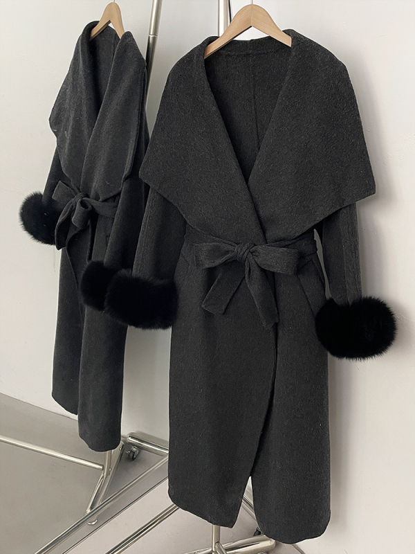 Ženski dugi vuneni kaput, dvostrani materijal, pojas u struku, rever, dugi rukavi, uredski stil