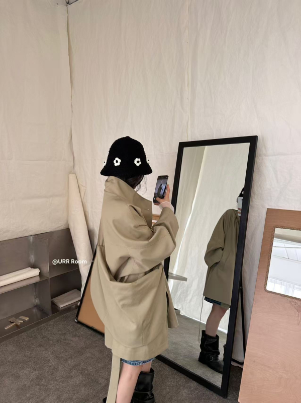 URR Room25S Jesenski trench s pojasom, široka silueta, jednobojna boja, casual stil, uz torbicu, visokokvalitetna tekstura
