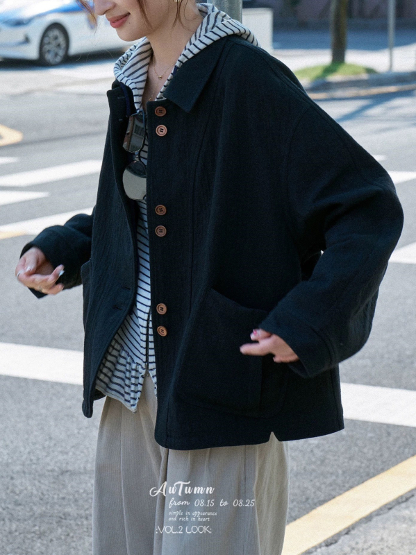 Teksturirani nordijski retro kratki trench coat blazer za jesen-zimu, ležeran kroj, rever, dugi rukav, za žene