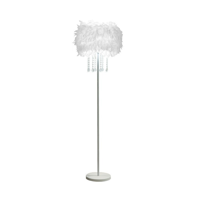 Podna lampa s perjem, francuskog stila, sjenilo od perja i kristalne niti, za dnevni boravak