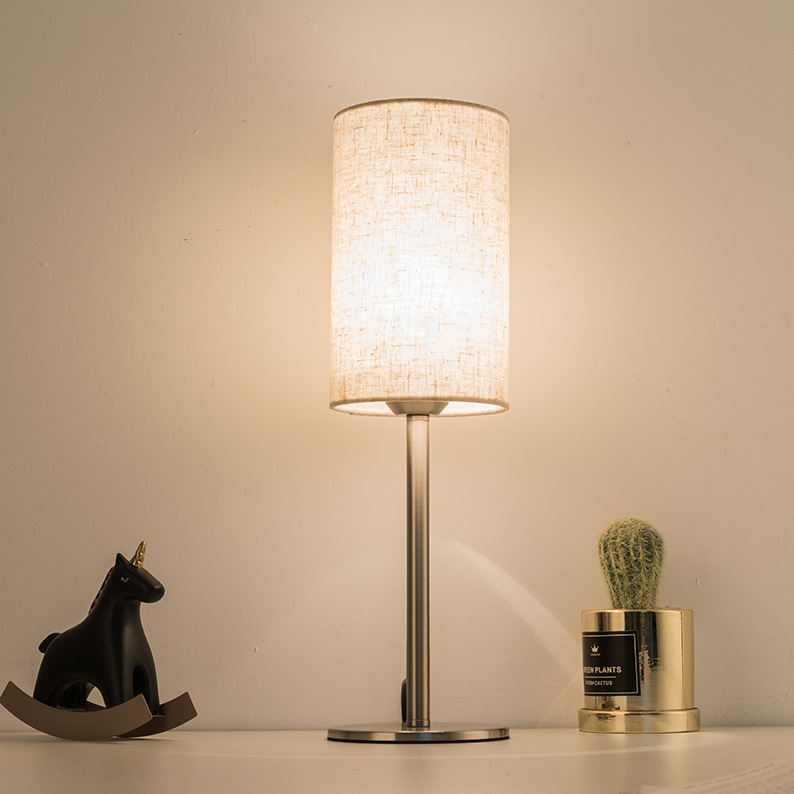 Nordijska minimalistička podna lampa s LED-om, sjenilo od tkanine, moderno osvjetljenje spavaće sobe