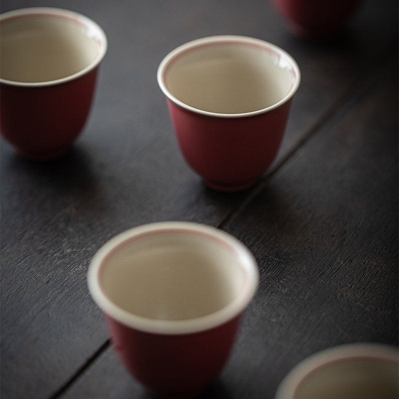 Porcelánová šálka na čaj, inšpirovaná starožitným štýlom, malá veľkosť, zemito-hnedá farba, kung fu čajový set, samostatná šálka