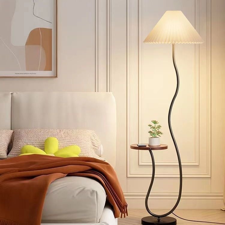 Stojeća lampa s punim spektrom za zaštitu očiju i bežičnim punjenjem telefona, integrirana lampa za dnevni boravak i kauč, prilagodljiva ambijentalna rasvjeta za spavaću sobu