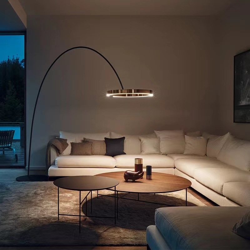 Nordijska minimalistička postmoderna stojeća lampa s ribolovnim motivom za spavaću sobu i dnevni boravak
