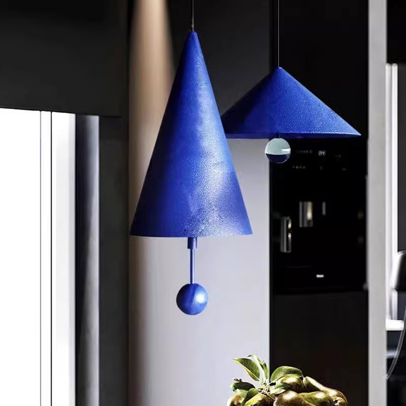 Skandinavski retro luster od željeza Klein Blue, konusnog oblika, za dnevni boravak, spavaću sobu, dječju sobu i blagovaonicu – prilagodljiv.