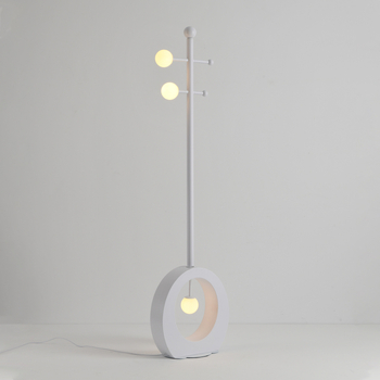 Podna lampa s motivom violine, skandinavski dizajn, kreativni minimalistički dekor za dječju sobu