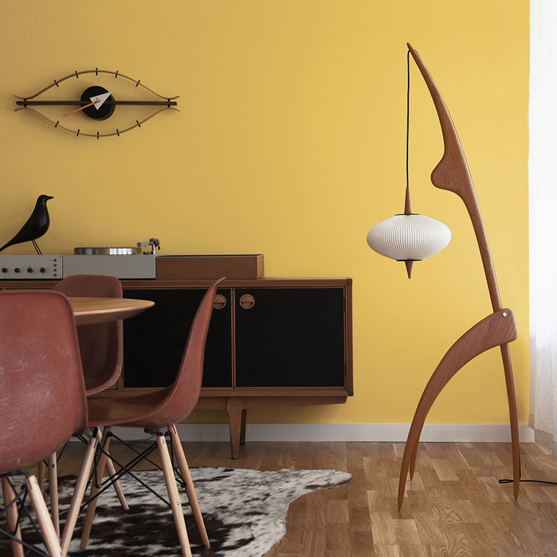 Podna lampa od prirodnog drveta s crnim orahom – retro dizajnerska lampa za dnevni boravak i ured