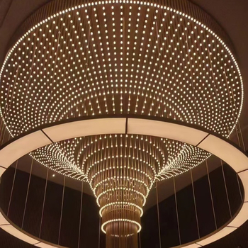 Vlastný osvetľovací projekt pre hotelové foyer - železný luster s LED, moderný minimalistický štýl, vhodný pre banketovú sálu a knižnicu