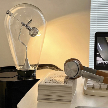 Blow dizajnová sklenená stolová lampa, minimalistický dizajn do spálne a na stôl, dotykové stmavenie pre čítanie a atmosféru