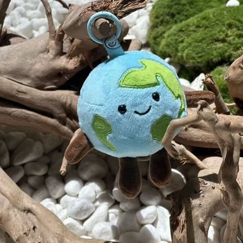 Little Earth pliš lutkica – privjesak za ključeve i torbu