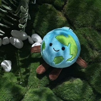 Little Earth pliš lutkica – privjesak za ključeve i torbu