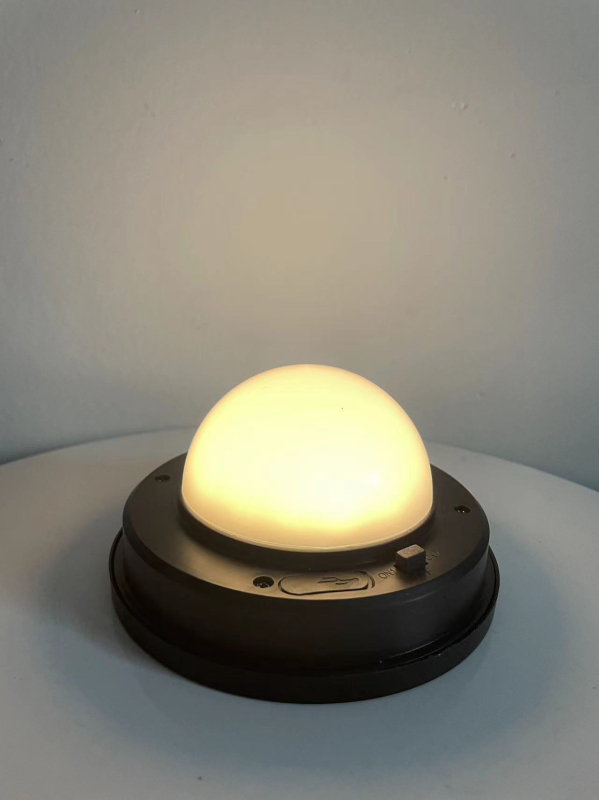 USB punjiva okrugla solarna lampa za vanjsku uporabu, vodootporna LED svjetiljka