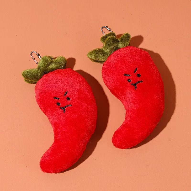 Plišani privjesak za ključeve s motivom povrća – paprika lutka