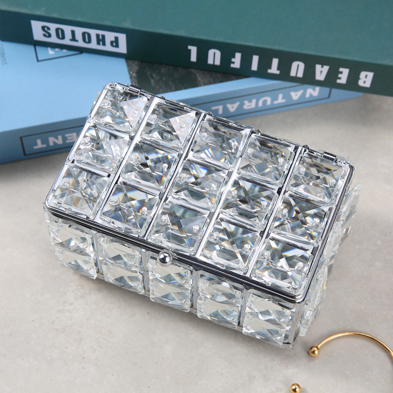 Kristalna i metalna kutija za nakit s poklopcem, karirani uzorak, lagana luksuzna kutija za pohranu, kapacitet 1 L, dimenzije 15 × 9,8 × 7,8 cm, model SSH