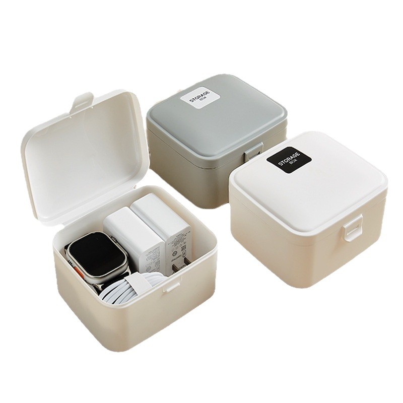 Cutie de depozitare portabilă minimalistă pentru încărcătoare și cabluri — organizator pentru birou cu capac, dimensiuni 12×10×6,5 cm, volum 1 L