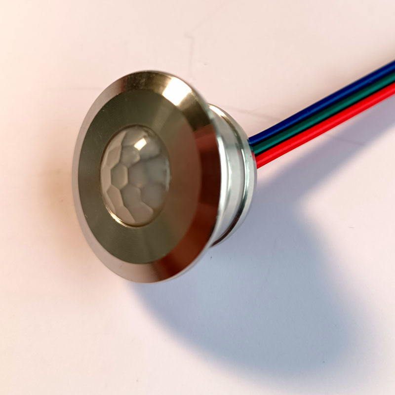 CT3252 Контролер за стълбище със светлина за стъпала, сензор и LED с воден поток