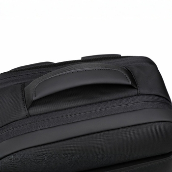 Pánsky batoh na služobné cestovanie, ľahký, pre notebook do 16 palcov, objem 20–35 l, outdoor