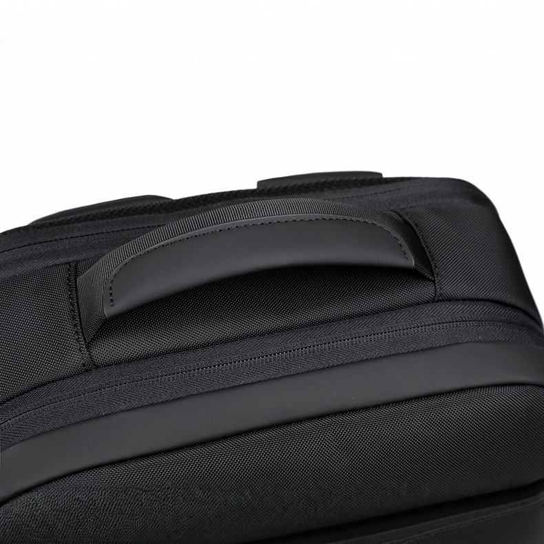 Pánsky batoh na služobné cestovanie, ľahký, pre notebook do 16 palcov, objem 20–35 l, outdoor
