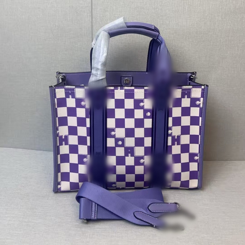 Velika unisex tote torba s više pretinaca, šahovnica uzorak, crossbody i nošenje preko ramena