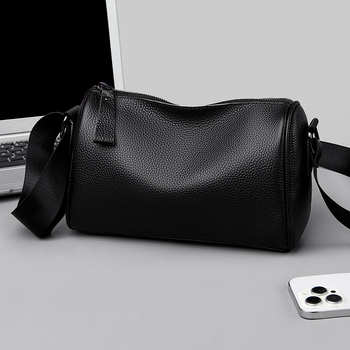 Muška crossbody torba od kože prve klase – minimalistički dizajn, poslovna i svakodnevna upotreba, velika zapremina, pogodna za 8-inčni prijenosnik