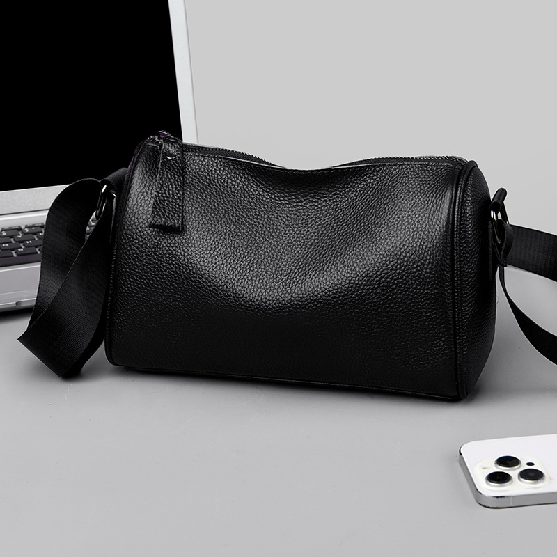 Muška crossbody torba od kože prve klase – minimalistički dizajn, poslovna i svakodnevna upotreba, velika zapremina, pogodna za 8-inčni prijenosnik