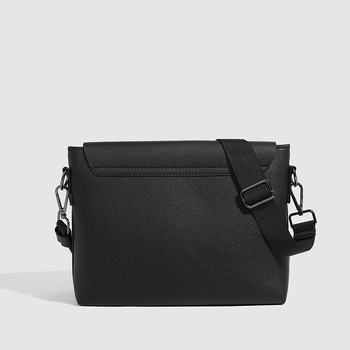 Muška PU kožna crossbody torba, lagana i kompaktna, kvadratnog dizajna, pogodna za 9-inčni prijenosnik, svakodnevna uporaba.