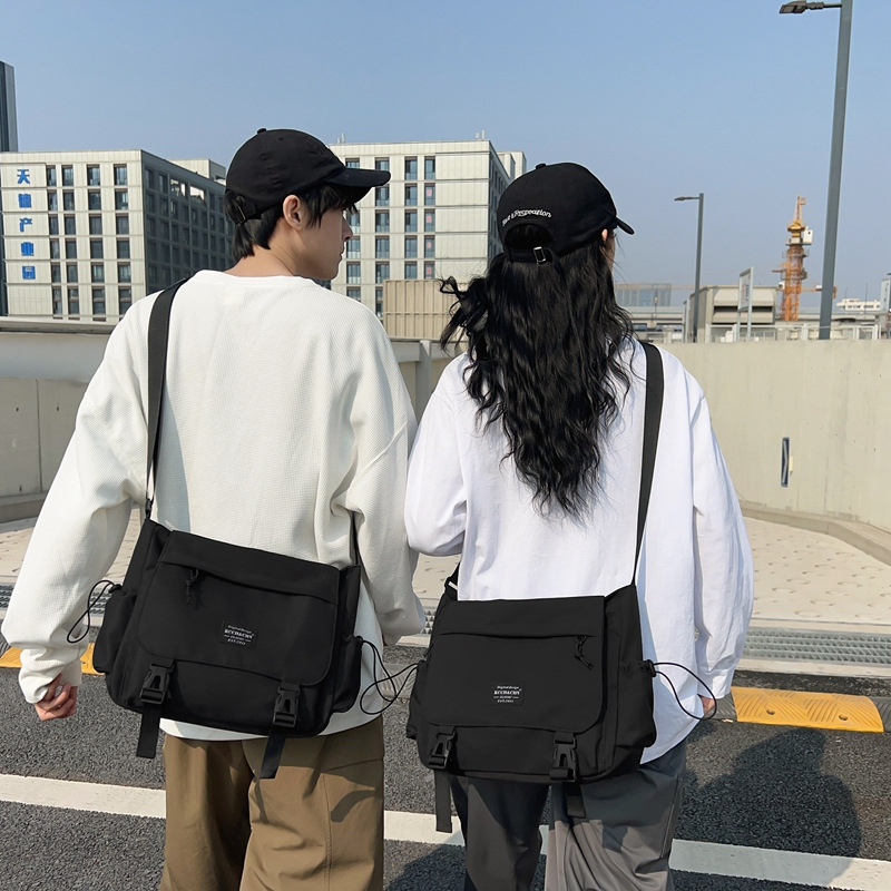 Muška crossbody torba s funkcionalnim dizajnom, japanskog stila, messenger, casual, velik kapacitet