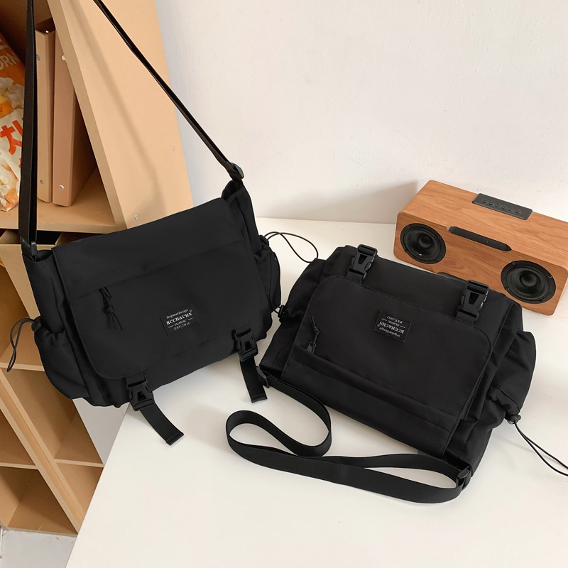 Muška crossbody torba s funkcionalnim dizajnom, japanskog stila, messenger, casual, velik kapacitet