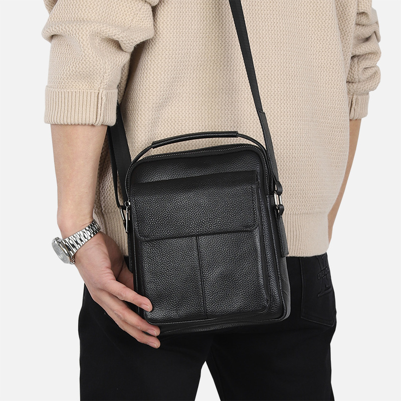 Férfiaknak szóló kis bőrtáska vállon, felsőréteg borjúbőrből, crossbody iPad 8 hüvelykeshez