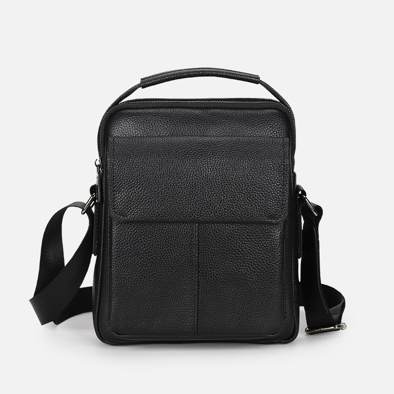 Férfiaknak szóló kis bőrtáska vállon, felsőréteg borjúbőrből, crossbody iPad 8 hüvelykeshez