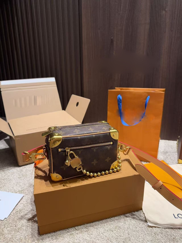 Muška casual torba preko ramena, PVC, kompaktna kutijasta forma za svakodnevnu uporabu