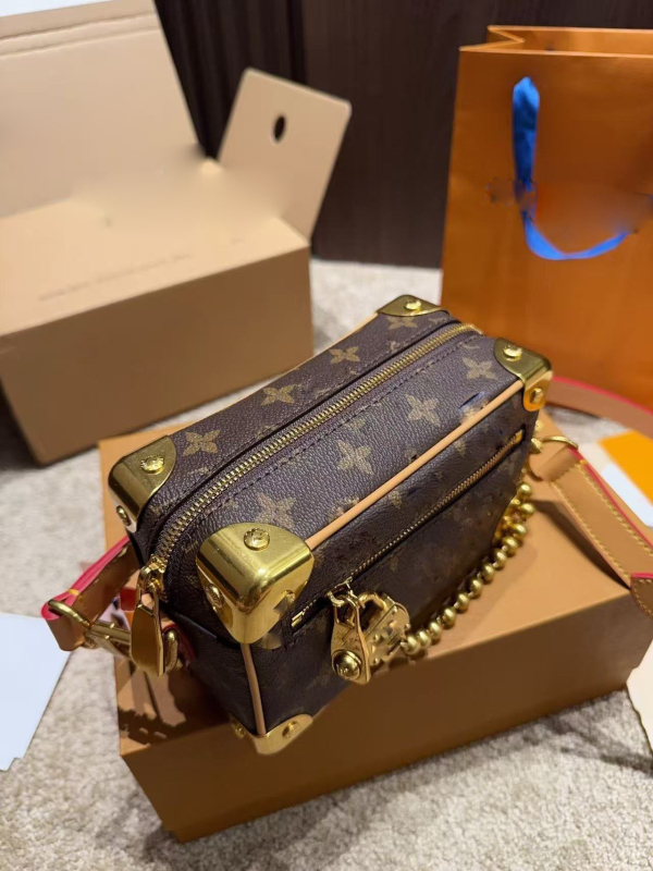 Muška casual torba preko ramena, PVC, kompaktna kutijasta forma za svakodnevnu uporabu