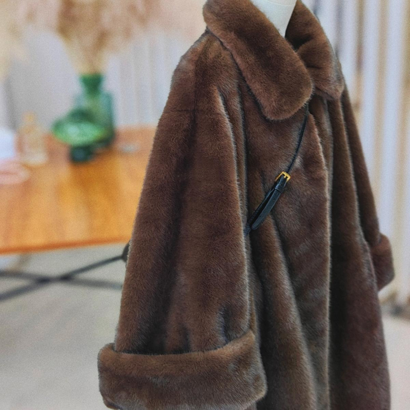 Ekološki faux mink kaput za žene, zima, uska silueta, rukavi s oblikom tikve, imitacija mink kaputa, kod 8282