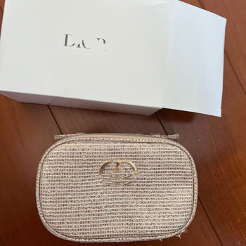 D Dijia Karácsonyi ajándék: arany selyem kozmetikai táska készlet – négyszögletes clutch