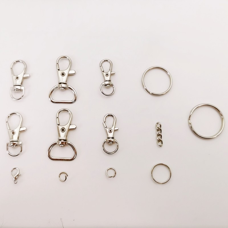 Set de 265 piese: cleme metalice pentru chei, lanțuri pentru chei, închizători tip homar și accesorii pentru genți