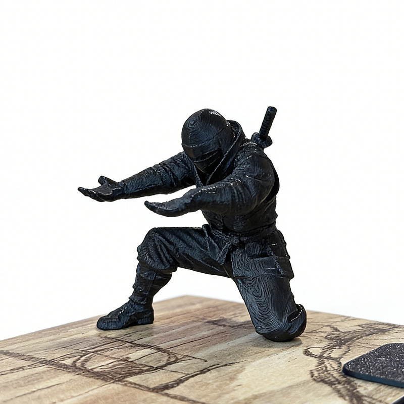 3D-otisknuti ninja držač olovke – stolni organizator, višenamjenski držač za olovke, crtani stil