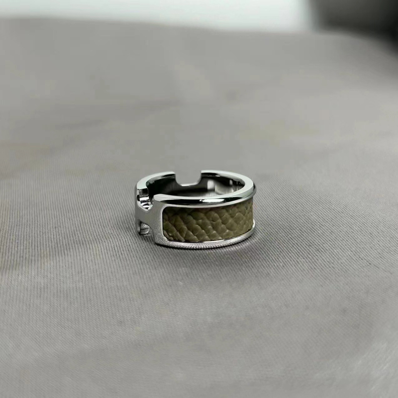 Унисекс пръстен от титановата стомана с покритие 18K розово злато — геометричен стил, пръстен за двойки