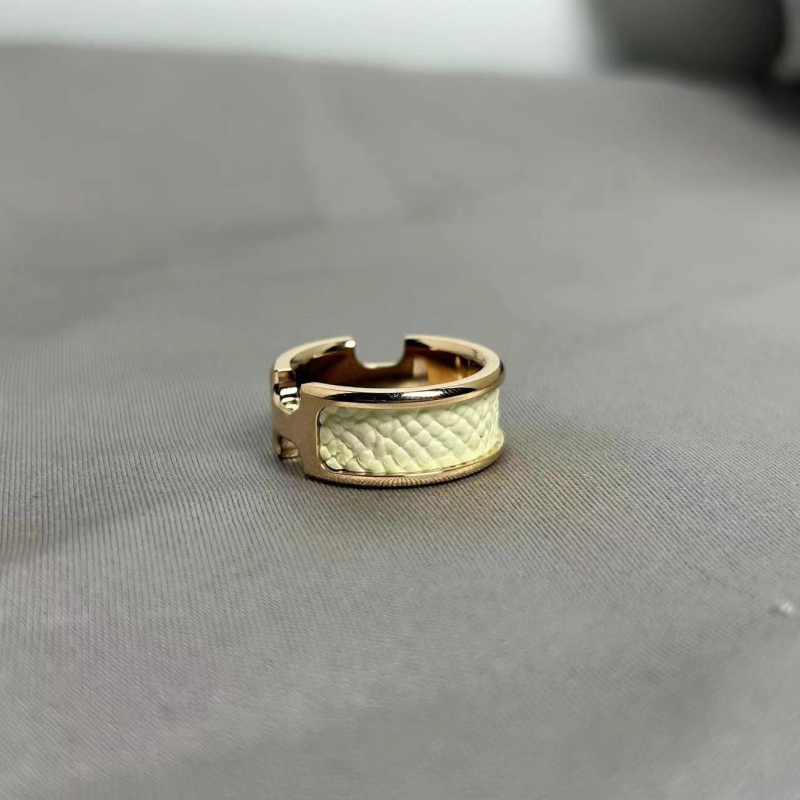 Унисекс пръстен от титановата стомана с покритие 18K розово злато — геометричен стил, пръстен за двойки