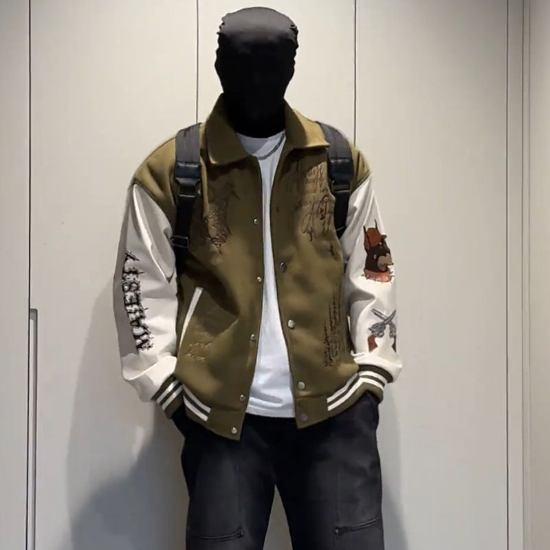 Női lazán szabott, hímzett baseballdzseki amerikai stílusú, retro streetwear tavasz–őszre.