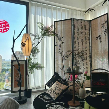 Podna svjetiljka s estetikom Song dinastije, moderni kineski stil, zen inspirirana čajna soba i radna soba, grana oblik lampe s listovima bambusa.